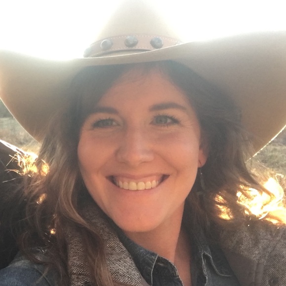 Meet your Posher, Jessica - Picture 1 of 1